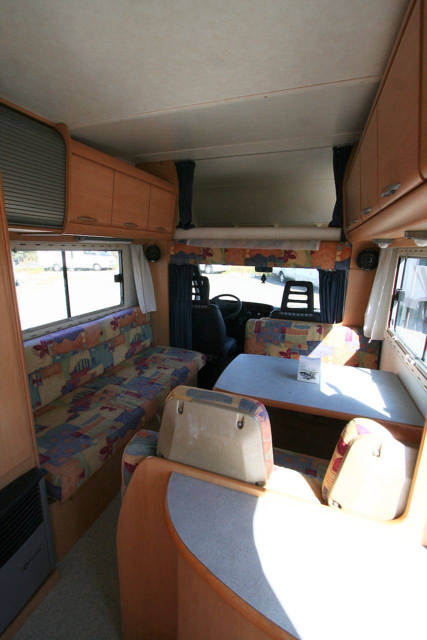 Camping-car capucine occasion, 6 places, 5 couchages, moins de 6 m, Hymer Swing à Roques proche de Toulouse (31)