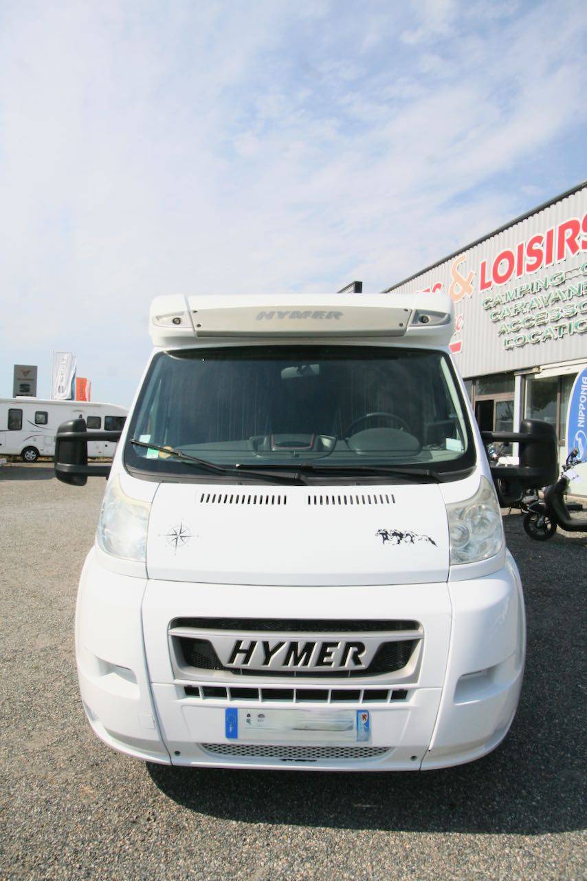 Vend Camping-car profilé occasion, lit central, 3 couchages, Hymer Tramp T698 CL, à Roques proche de Toulouse (31)