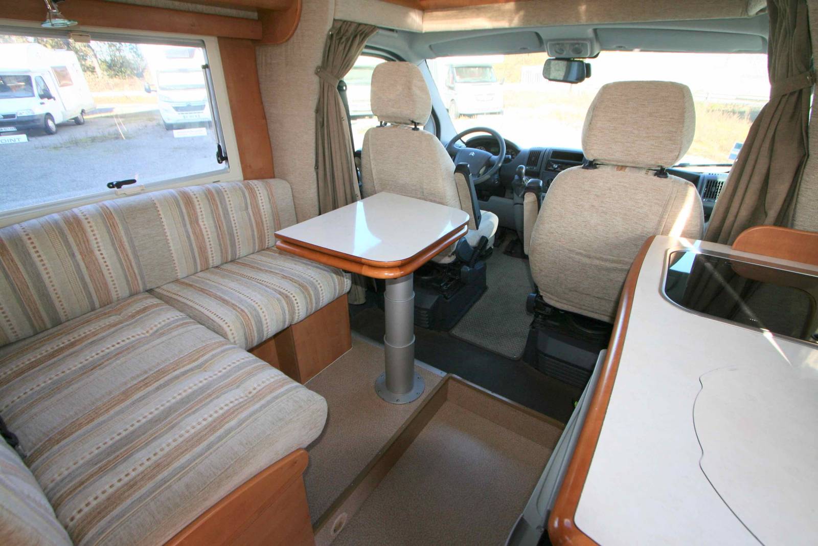 Achat Camping-car profilé occasion, lit à la française, moins de 6 m, Rapido 707 C le Randonneur