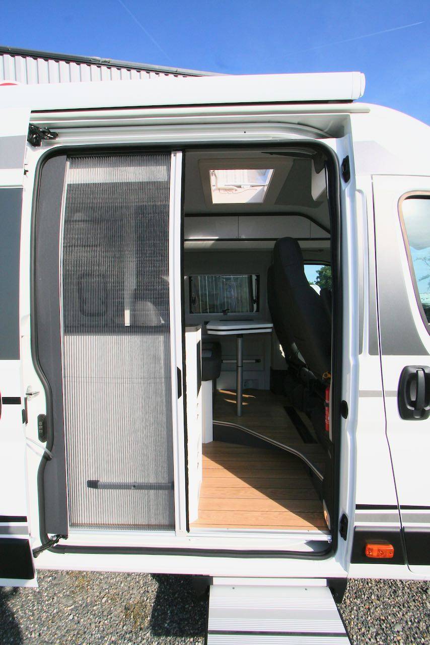 Vend Fourgon occasion presque neuf, 3232 km, Elios van 63 LB à Roques proche de Toulouse (31)