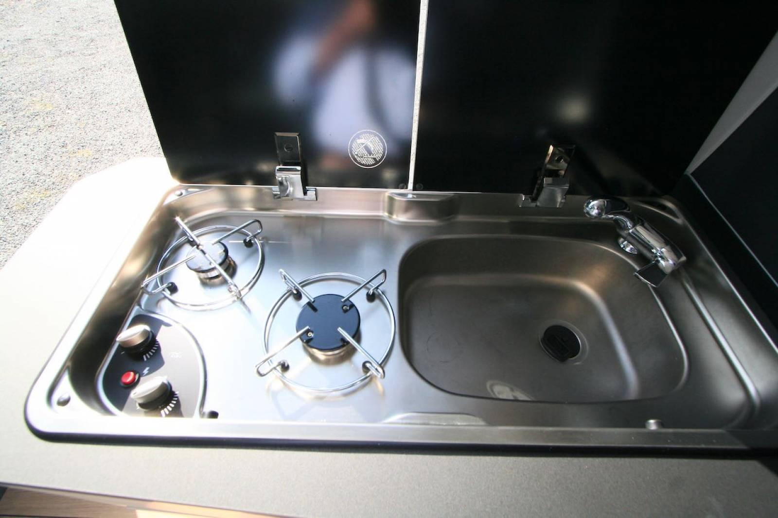 Fourgon occasion presque neuf, 3232 km, Elios van 63 LB à Roques proche de Toulouse (31)