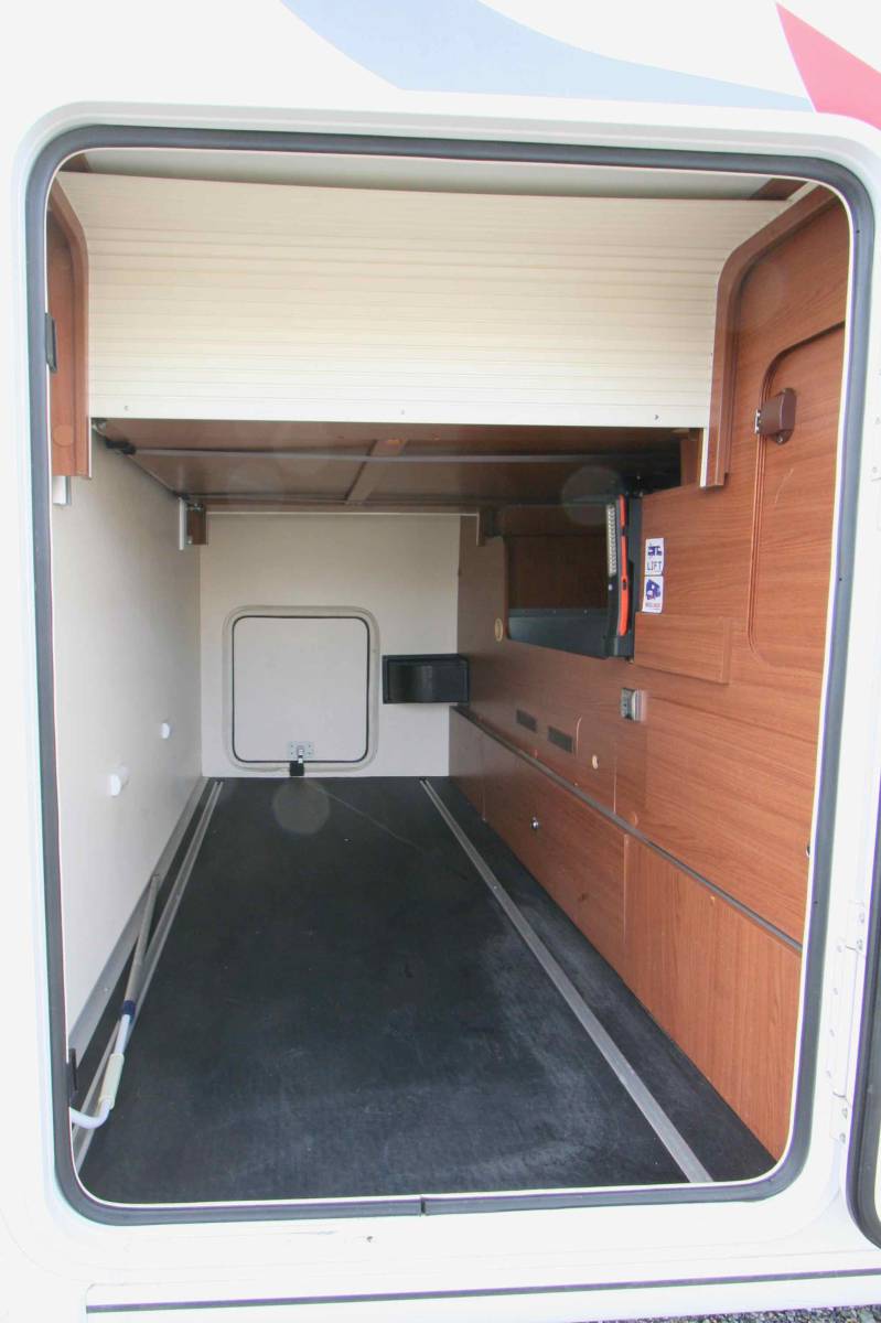 Vend Camping-car intégral occasion, Lit central et de pavillon, Autostar Passion I720 LC, à Roques proche de Toulouse (31)