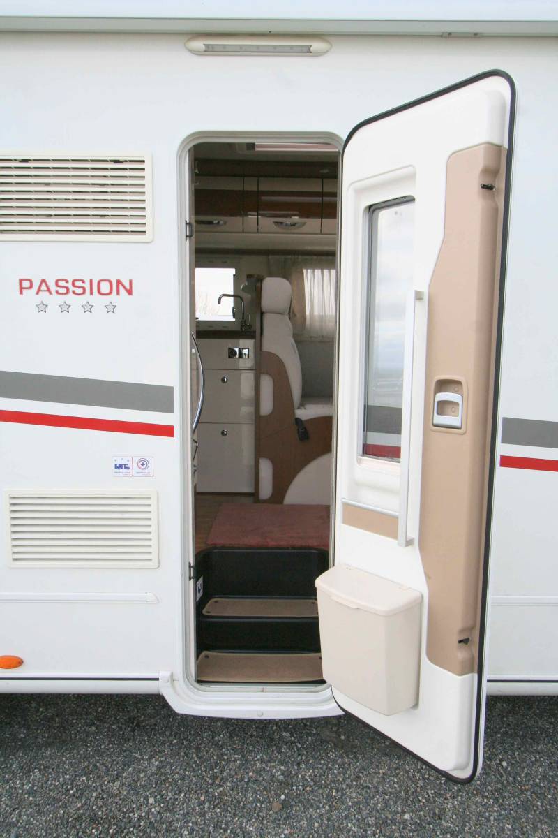 Camping-car intégral occasion, Lit central et de pavillon, Autostar Passion I720 LC, à Roques proche de Toulouse (31)