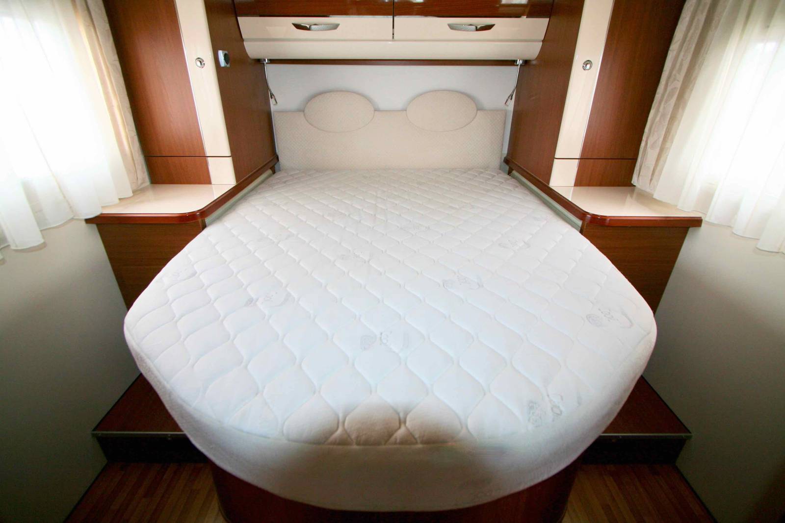 Achat Camping-car intégral occasion, Lit central et de pavillon, Autostar Passion I720 LC, à Roques proche de Toulouse (31)