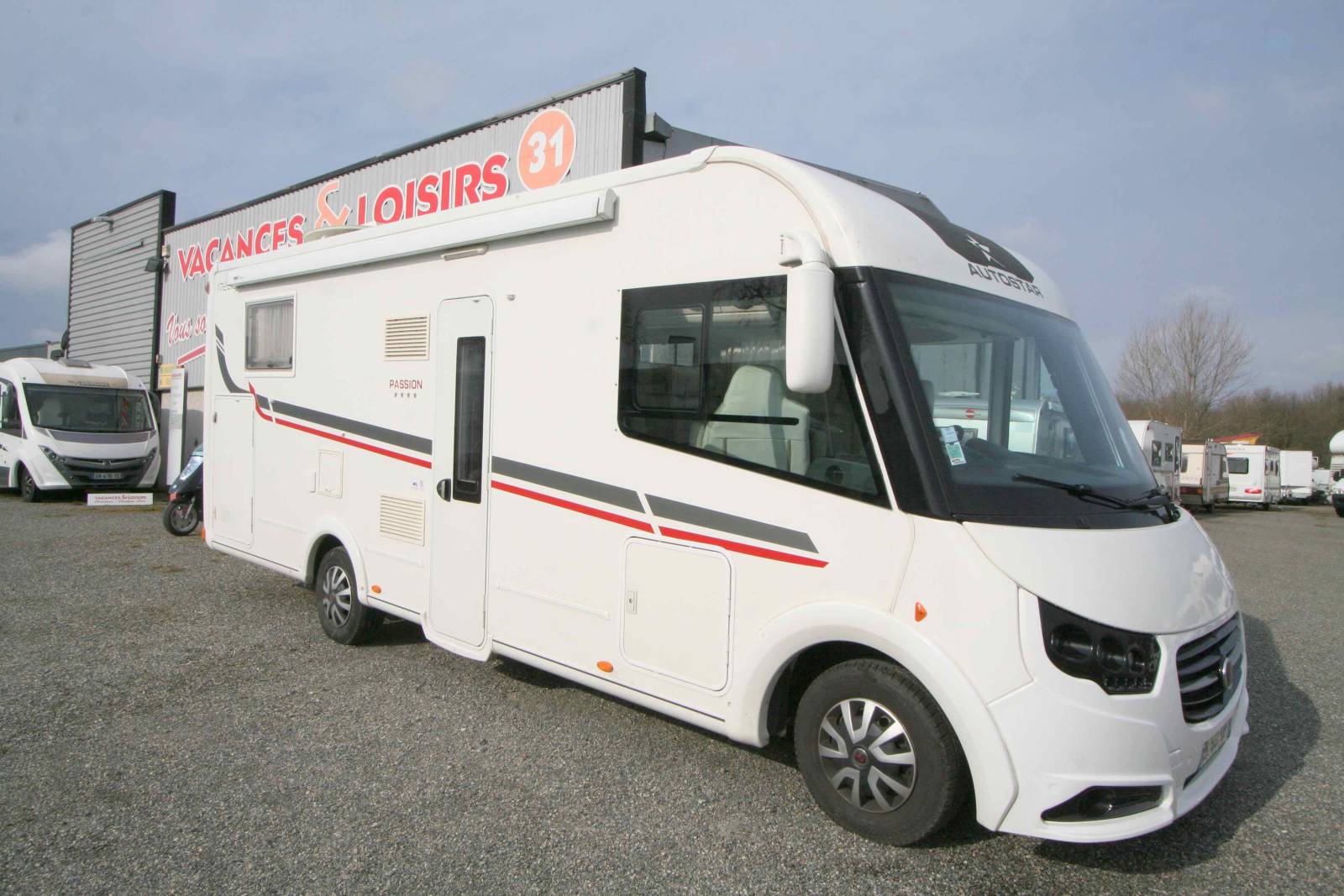 Camping-car intégral occasion, Lit central et de pavillon, Autostar Passion I720 LC, à Roques proche de Toulouse (31)