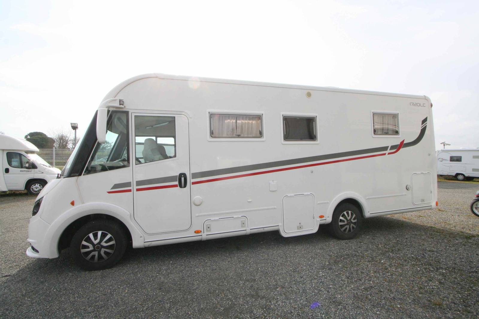 Camping-car intégral occasion, Lit central et de pavillon, Autostar Passion I720 LC, à Roques proche de Toulouse (31)