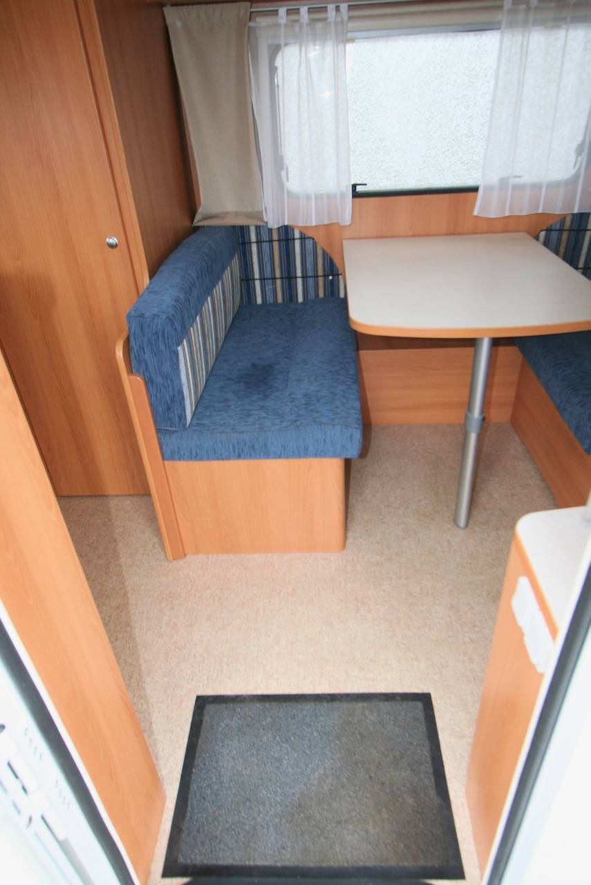 Caravane occasion lit transversal, 4 places, Sterckeman Starlett 465CP à Roques proche Toulouse (31)