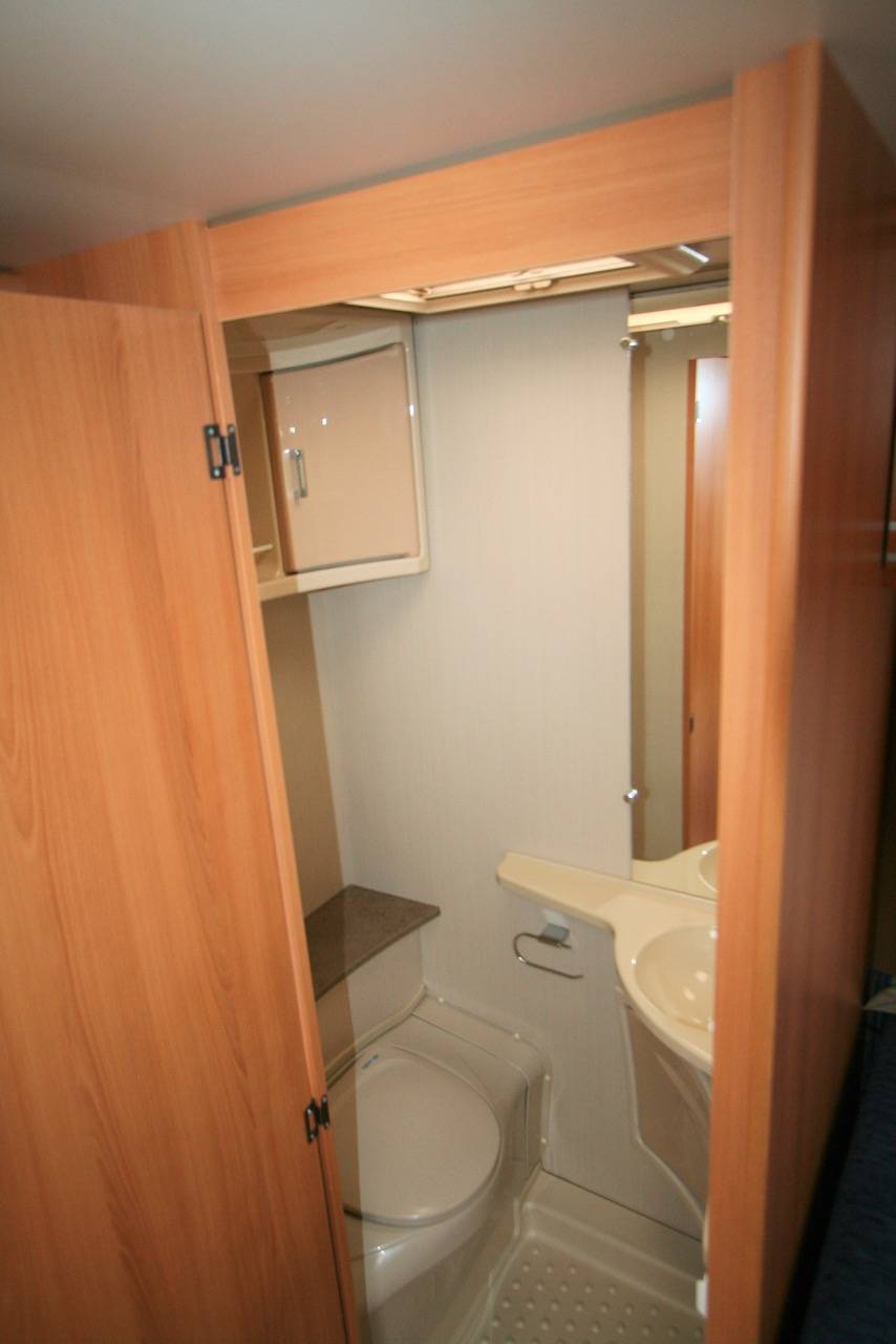 Caravane occasion lit transversal, 4 places, Sterckeman Starlett 465CP à Roques proche Toulouse (31)