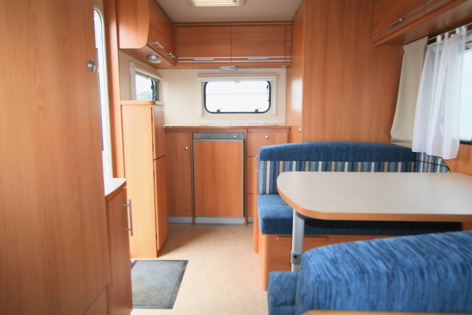 Vend Caravane occasion lit transversal, 4 places, Sterckeman Starlett 465CP à Roques proche Toulouse (31)