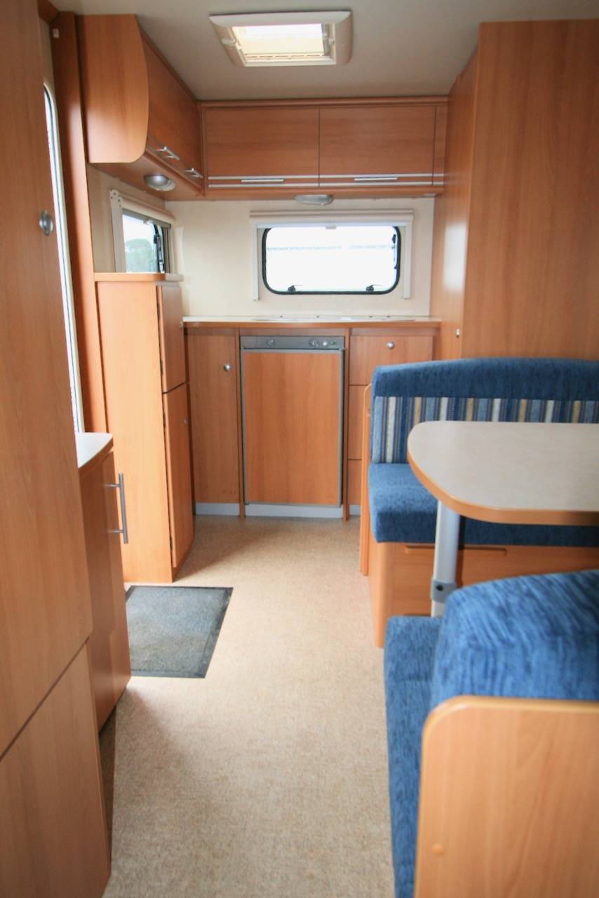 Vend Caravane occasion lit transversal, 4 places, Sterckeman Starlett 465CP à Roques proche Toulouse (31)