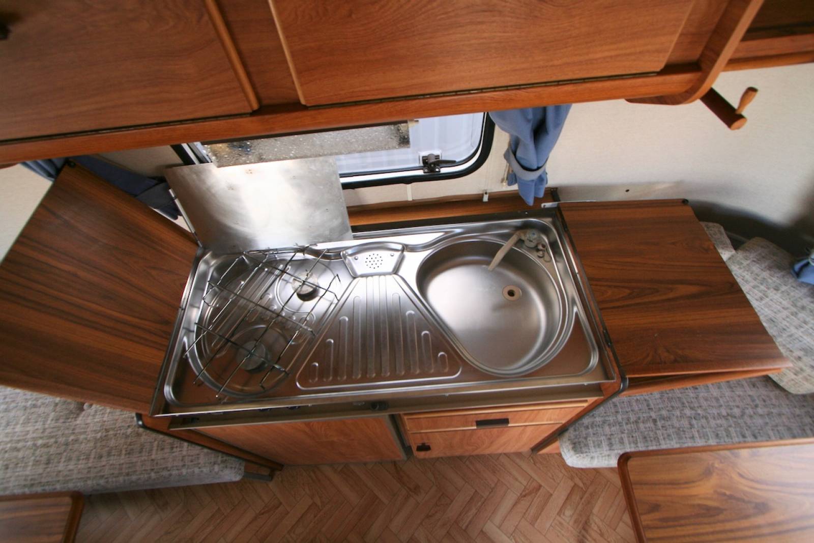 Vend Caravane occasion Eriba Pan familia 310, à Roques proche de Toulouse (31)