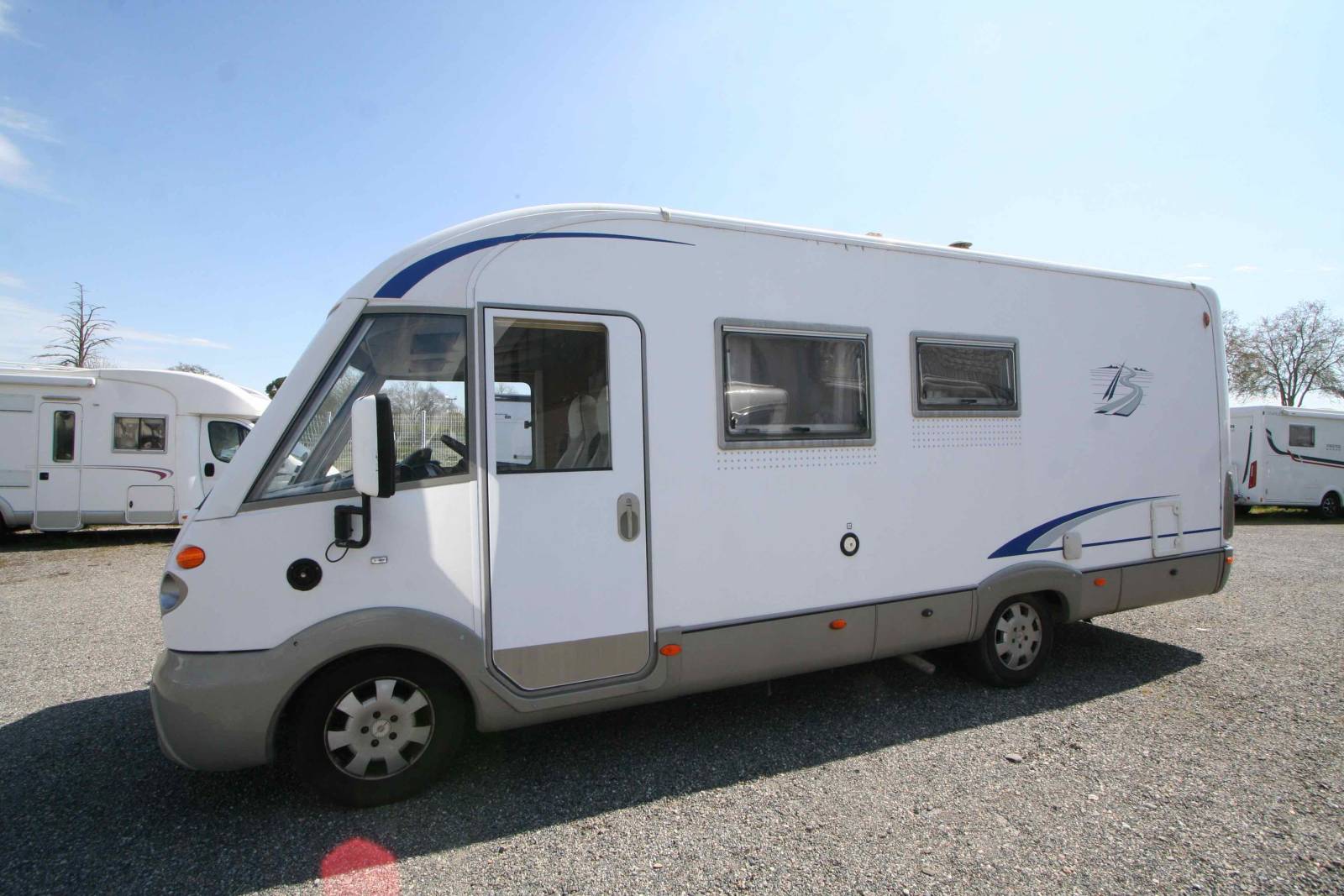 camping-car intégral occasion, moins de 7 m, Bürstner Elegance I 685, à Roques proche de Toulouse (31)