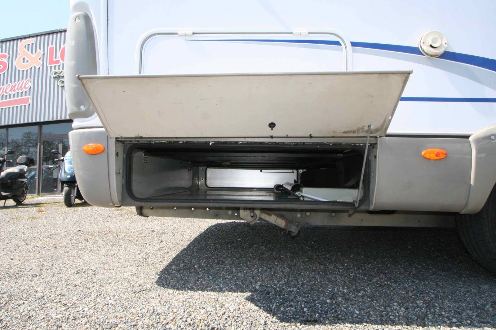 camping-car intégral occasion, moins de 7 m, Bürstner Elegance I 685, à Roques proche de Toulouse (31)