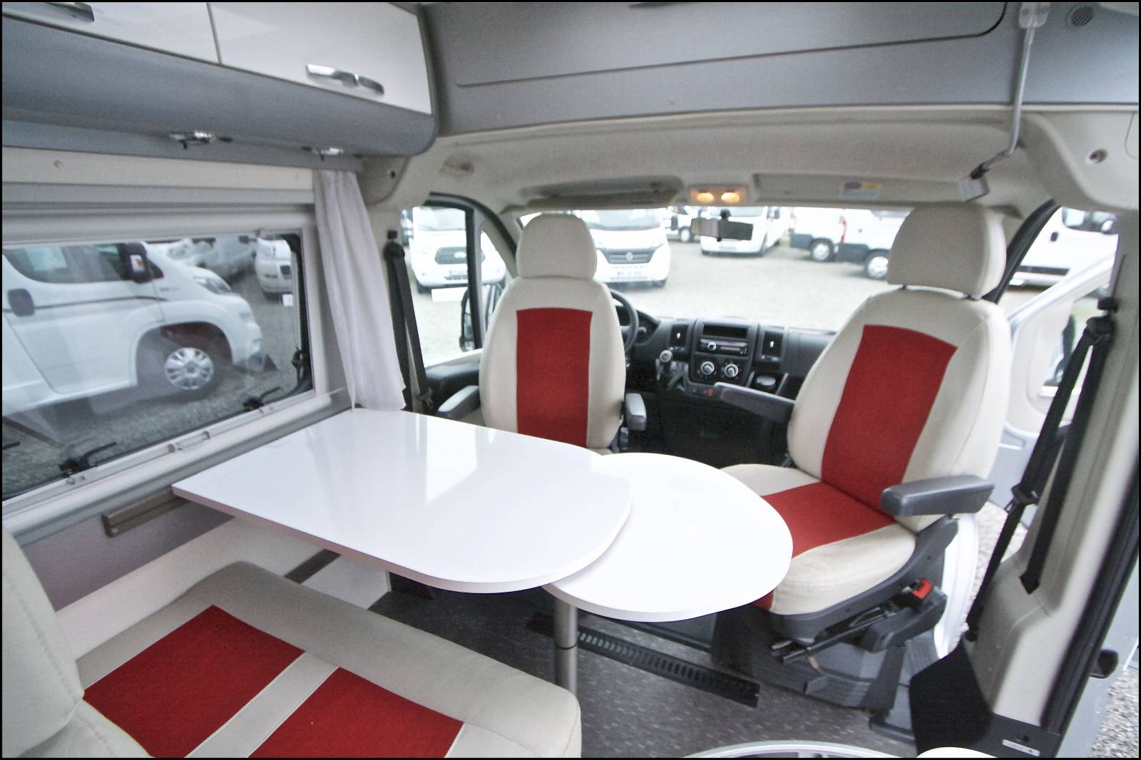 Achat Fourgon aménagé d'occasion Sun Living 59 T, 2015 tout équipé, à Roques près Toulouse (31)