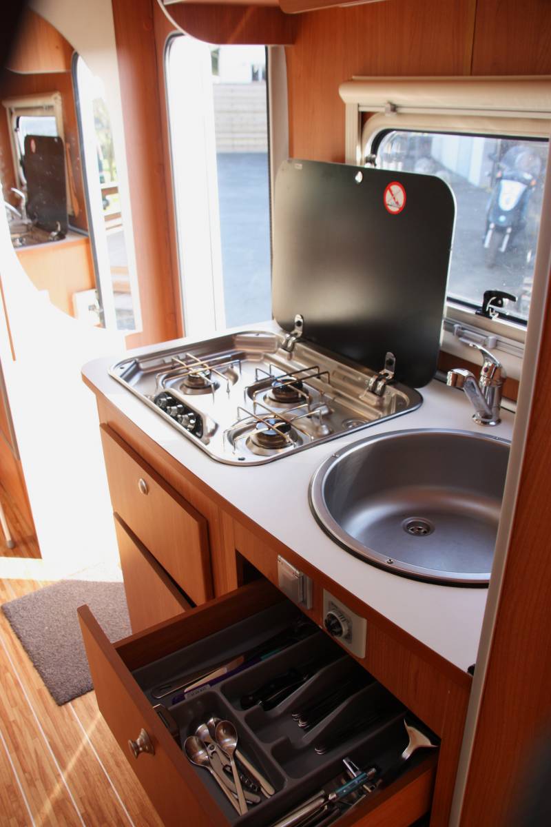 Location camping-car 6 places sur bordeaux