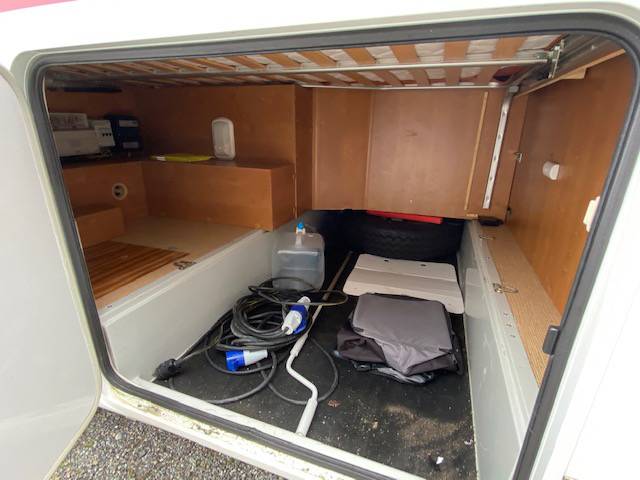 Achat Camping-car intégral occasion, moins de 7 m, 4 places, pas cher, Rapido 986 F, à Toques proche de Toulouse (31)