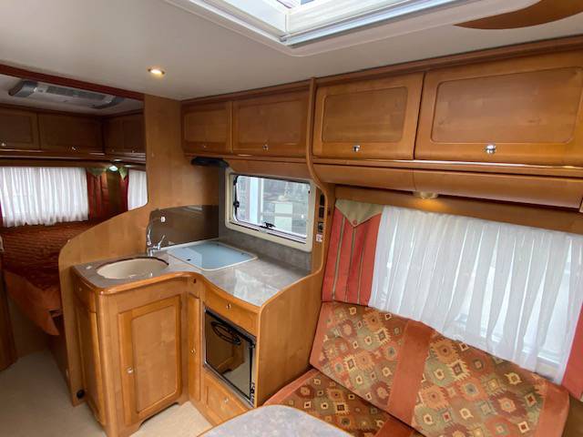 Achat Camping-car intégral occasion, moins de 7 m, 4 places, pas cher, Rapido 986 F, à Toques proche de Toulouse (31)