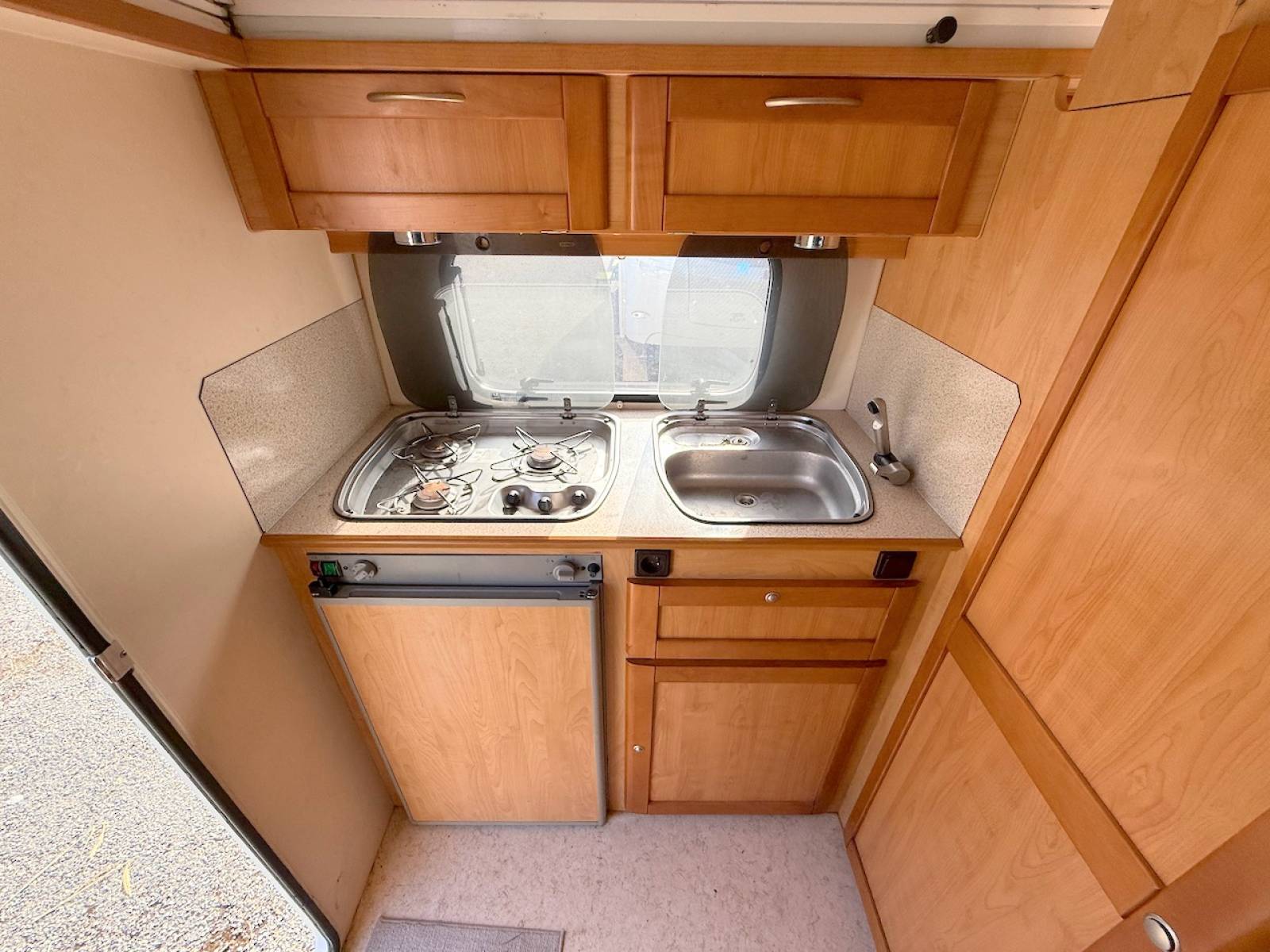 Achat Caravane surbaissée occasion, 4 couchages, La Mancelle LM 420, à Roques proche de Toulouse (31)