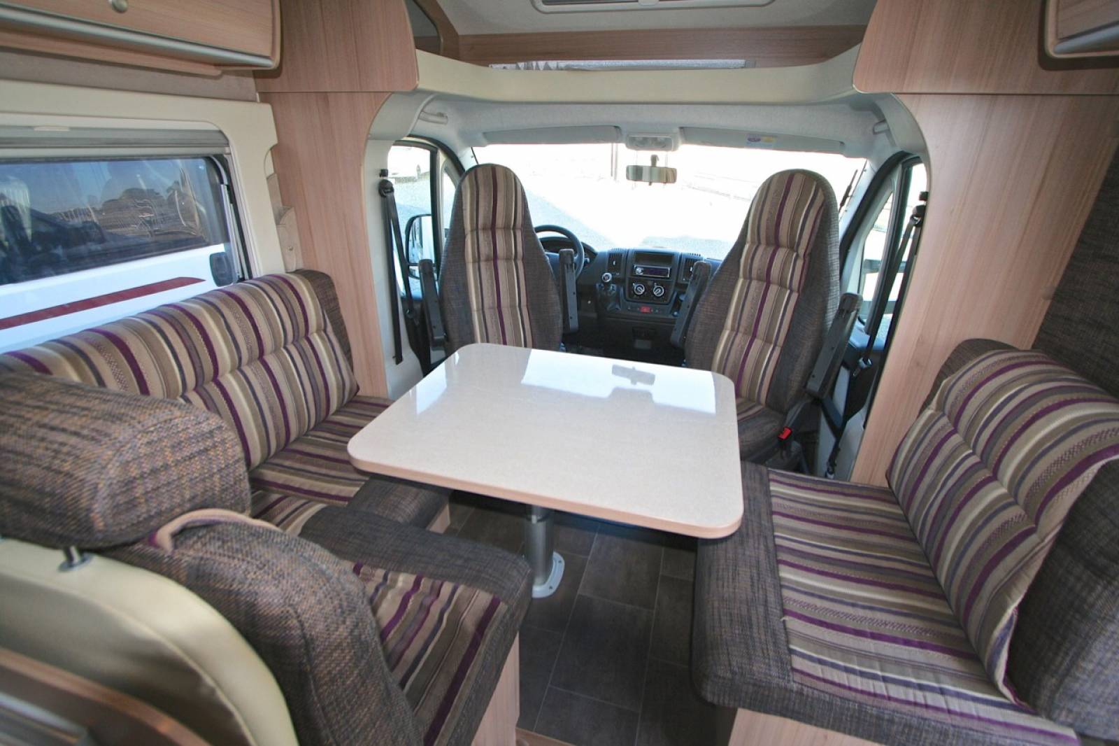 Camping-car profilé Bürstner occasion, Ixeo Time it 734, à Roques, Toulouse (31)