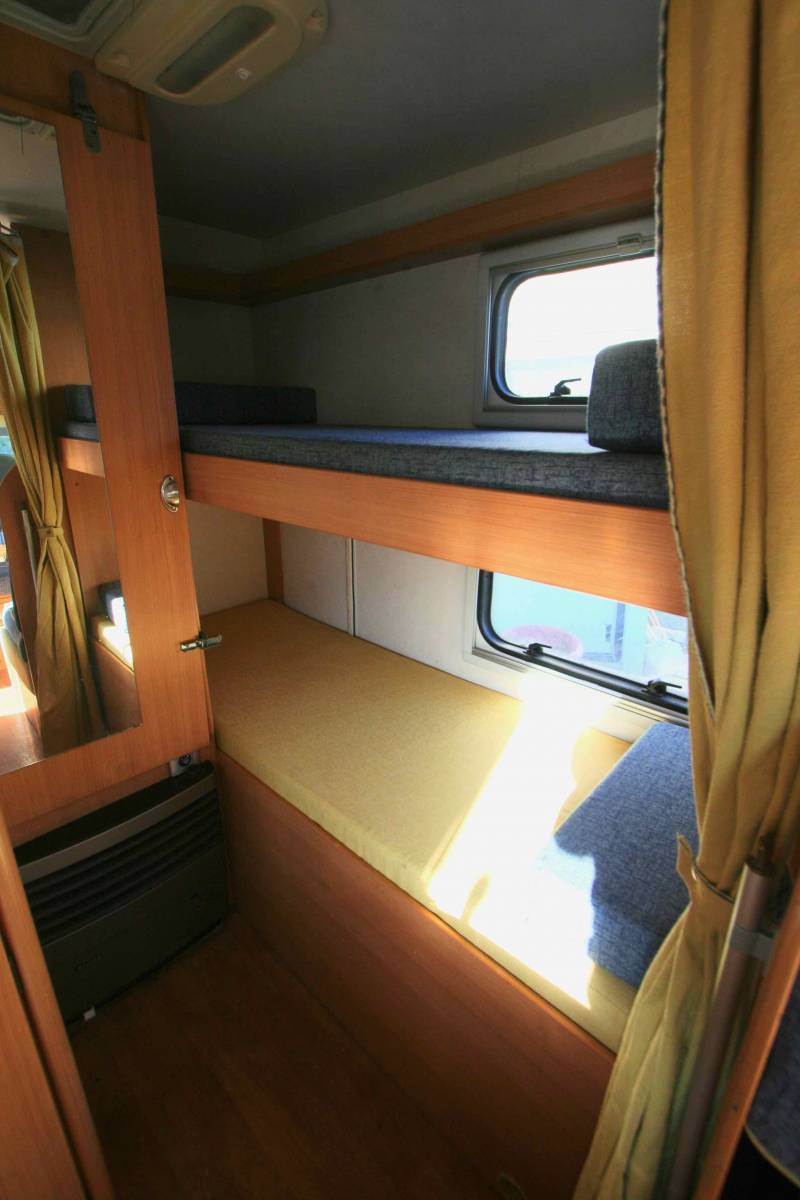 Camping-car capucine occasion, 6 places, 6 couchages, Rimor Katamarano 1, à Roques, près Toulouse 31