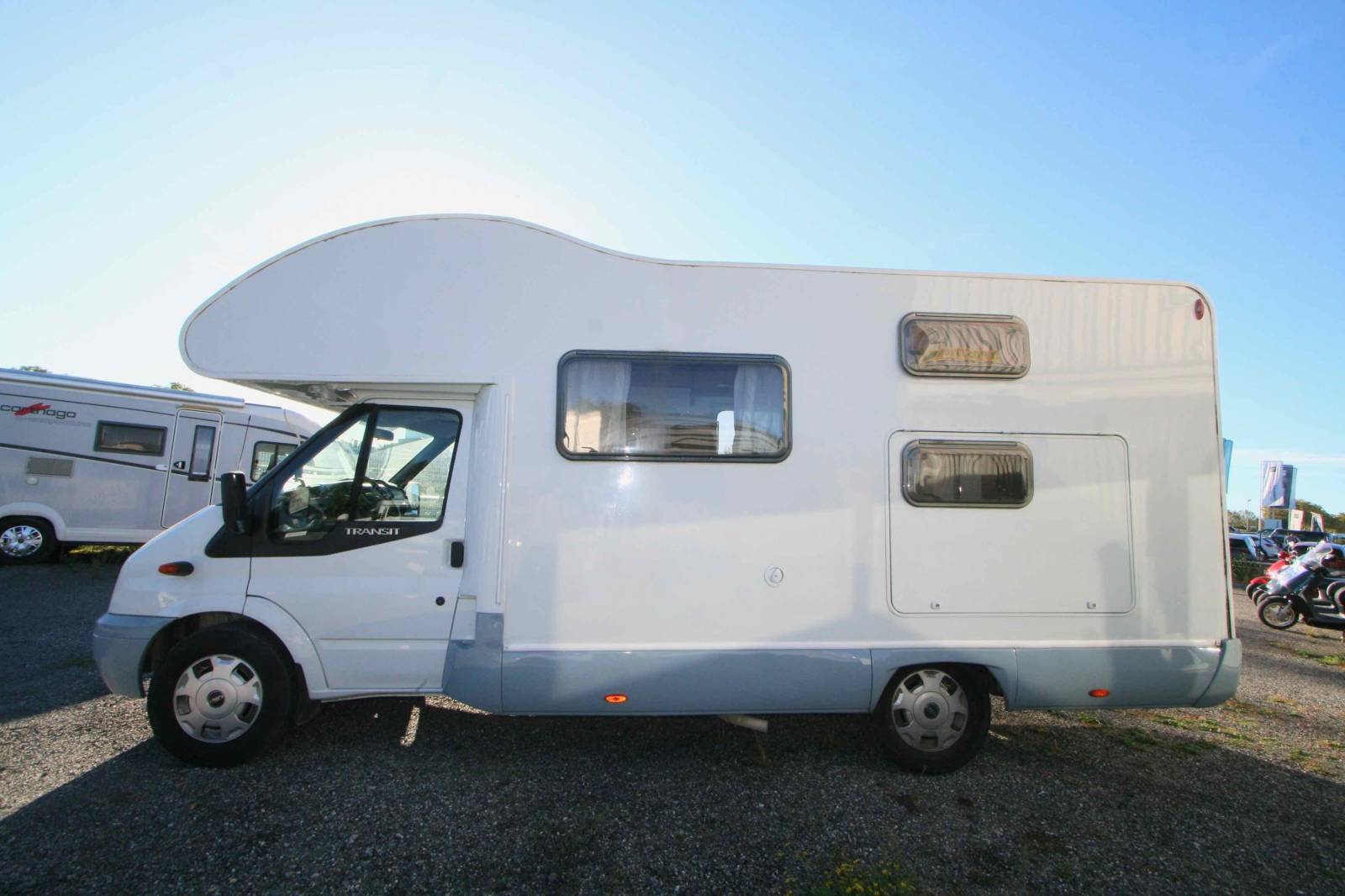 vend Camping-car capucine occasion, 6 places, 6 couchages, Rimor Katamarano 1, à Roques, près Toulouse 31