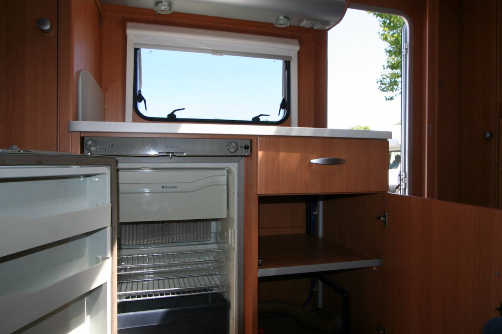 Vend Caravane occasion lits superposés, 5 couchages, Knaus Sport 500 FDK, à Roques proche de Toulouse (31)