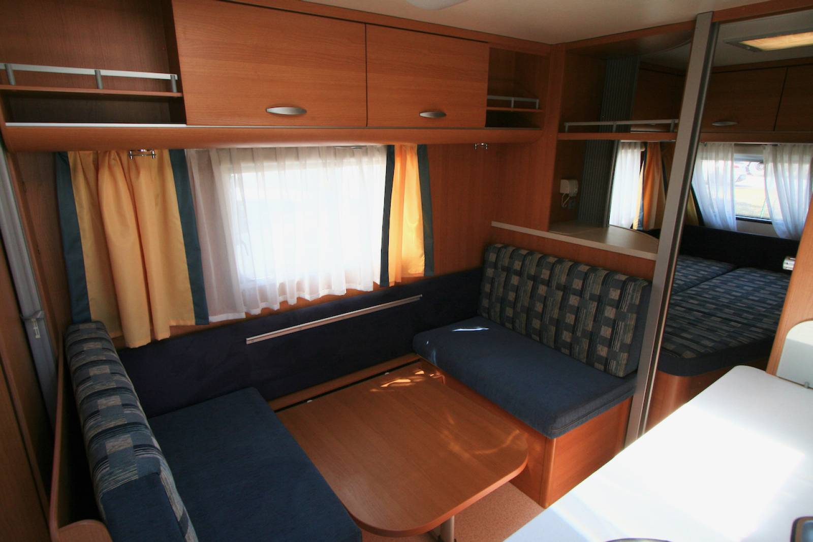 Achat Caravane occasion lits superposés, 5 couchages, Knaus Sport 500 FDK, à Roques proche de Toulouse (31)