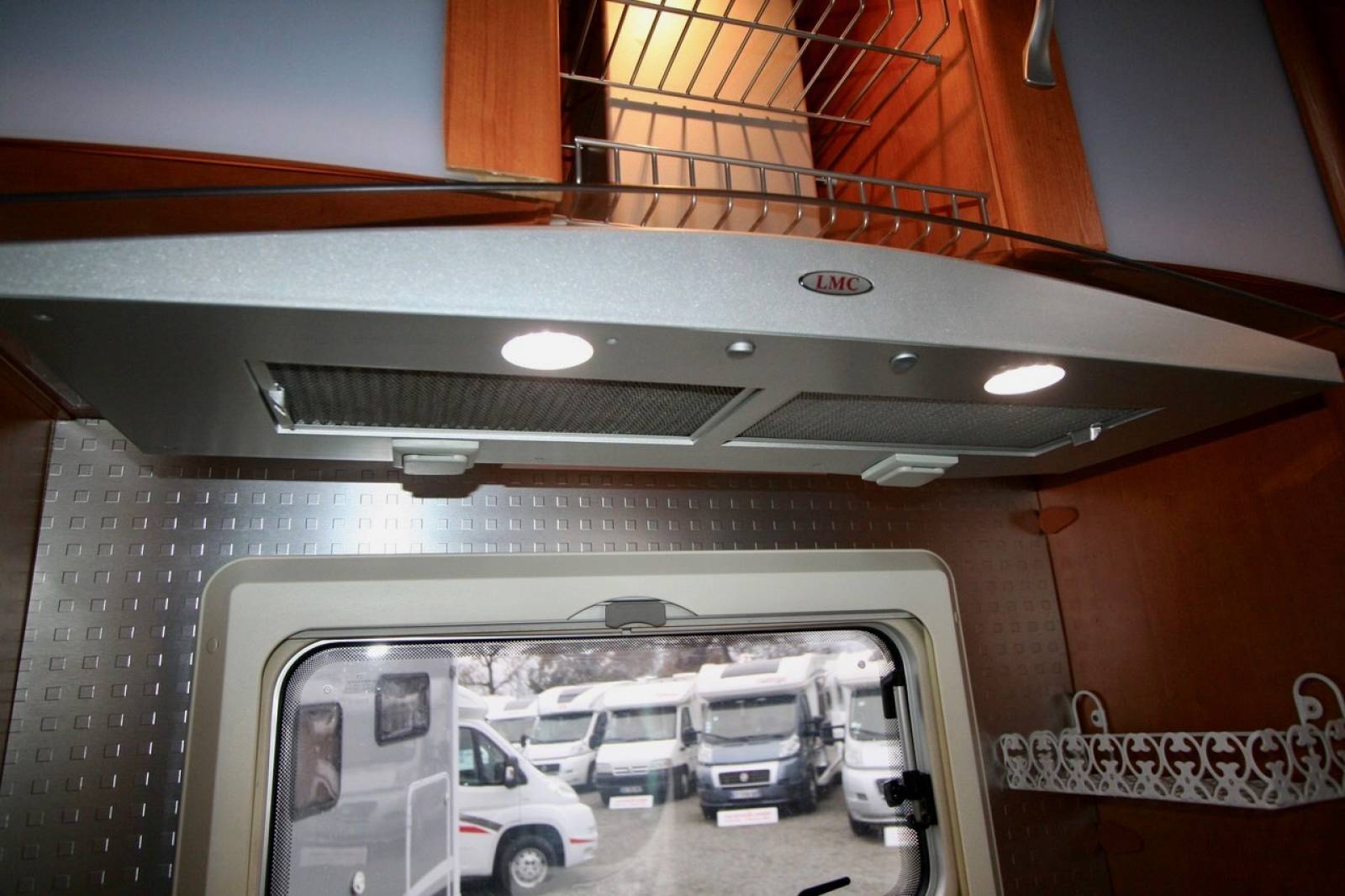 vente Camping-car intégral occasion, 4 places, LMC i670 Liberty, à Roques près Toulouse (31)