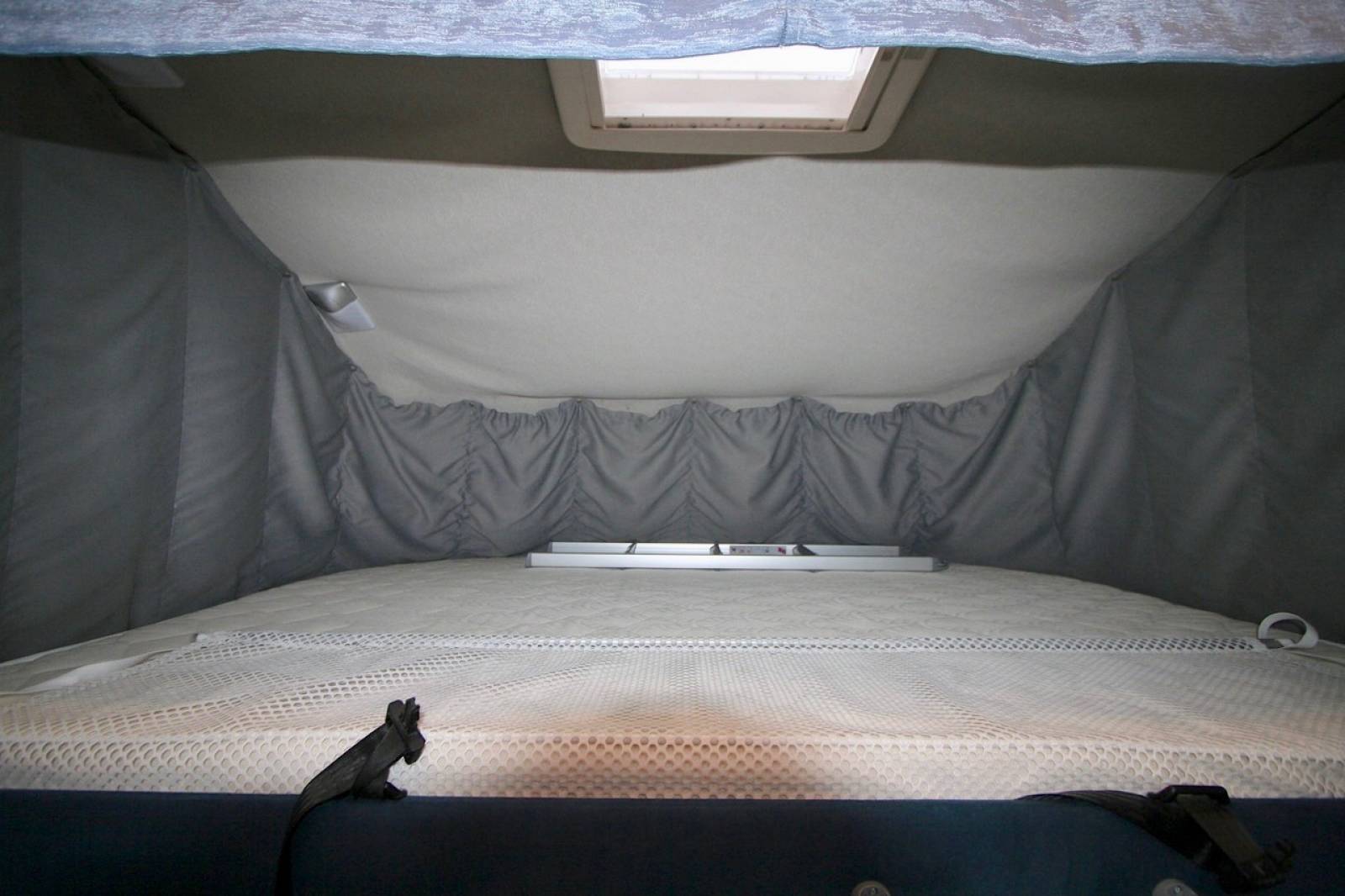 Camping-car intégral occasion, 4 places, LMC i670 Liberty, à Roques près Toulouse (31)