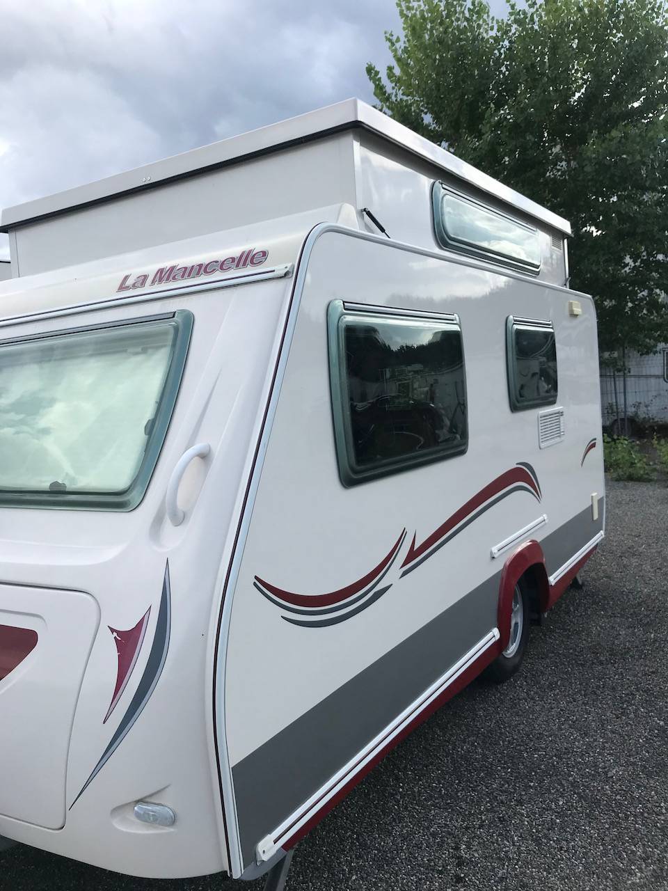 Achat Caravane occasion surbaissée, La Mancelle LM 340 DD, grand lit permanent, à Roques, proche de Toulouse (31)