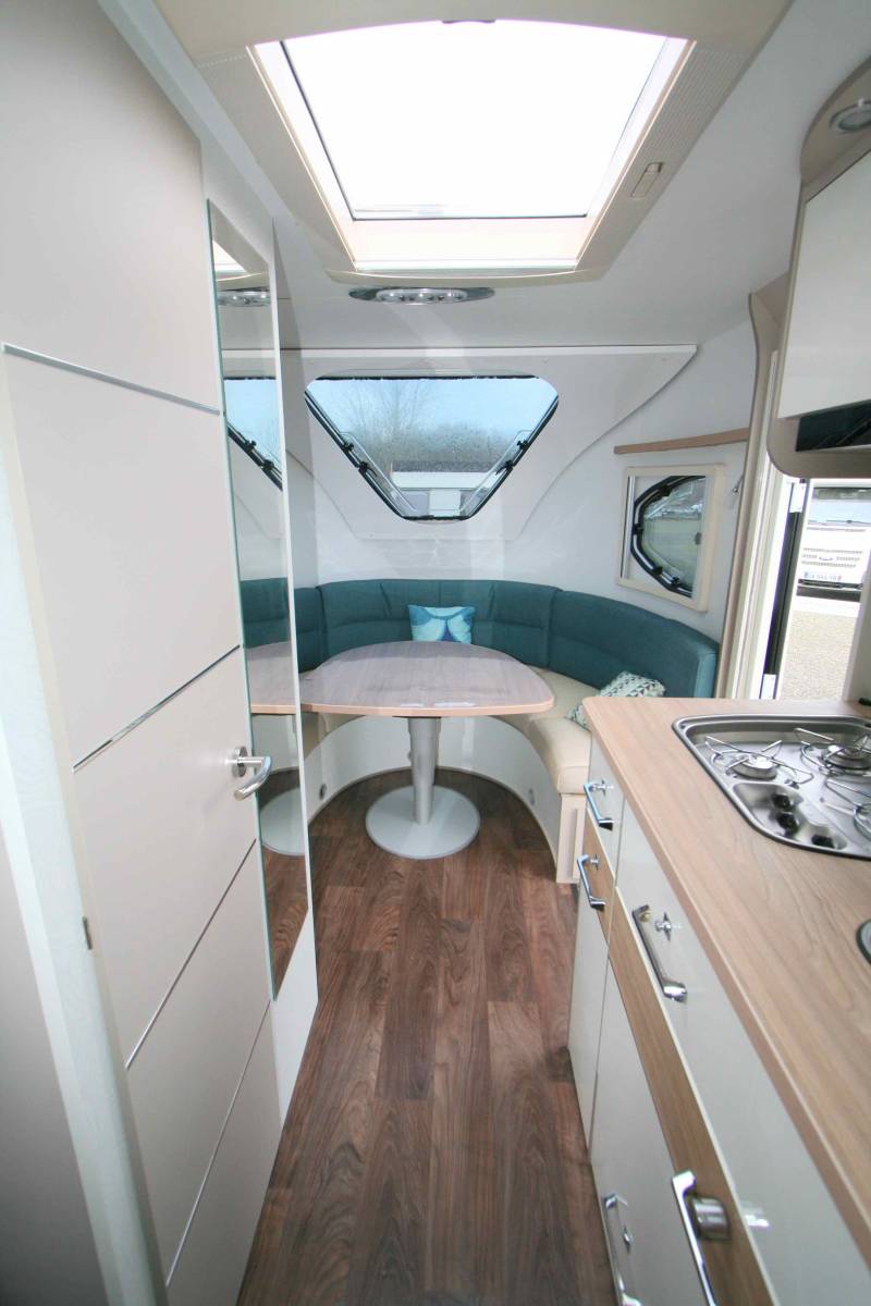 Achat Caravane Occasion, lit central, 4 places, La Mancelle Liberty Plaisance 490, à Roques proche de Toulouse (31)