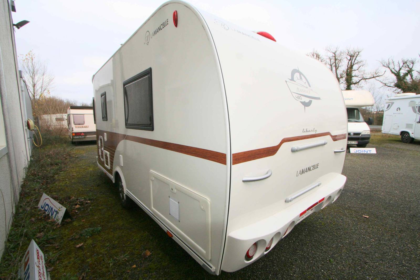 Caravane Occasion, lit central, 4 places, La Mancelle Liberty Plaisance 490, à Roques proche de Toulouse (31)