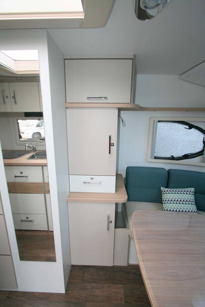 Vend Caravane Occasion, lit central, 4 places, La Mancelle Liberty Plaisance 490, à Roques proche de Toulouse (31)