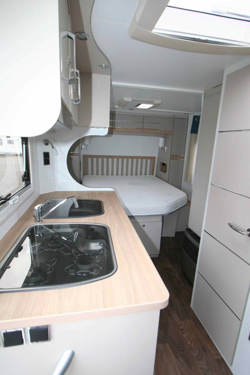 Vend Caravane Occasion, lit central, 4 places, La Mancelle Liberty Plaisance 490, à Roques proche de Toulouse (31)