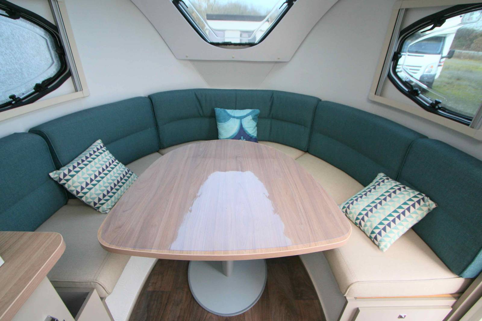 Achat Caravane Occasion, lit central, 4 places, La Mancelle Liberty Plaisance 490, à Roques proche de Toulouse (31)