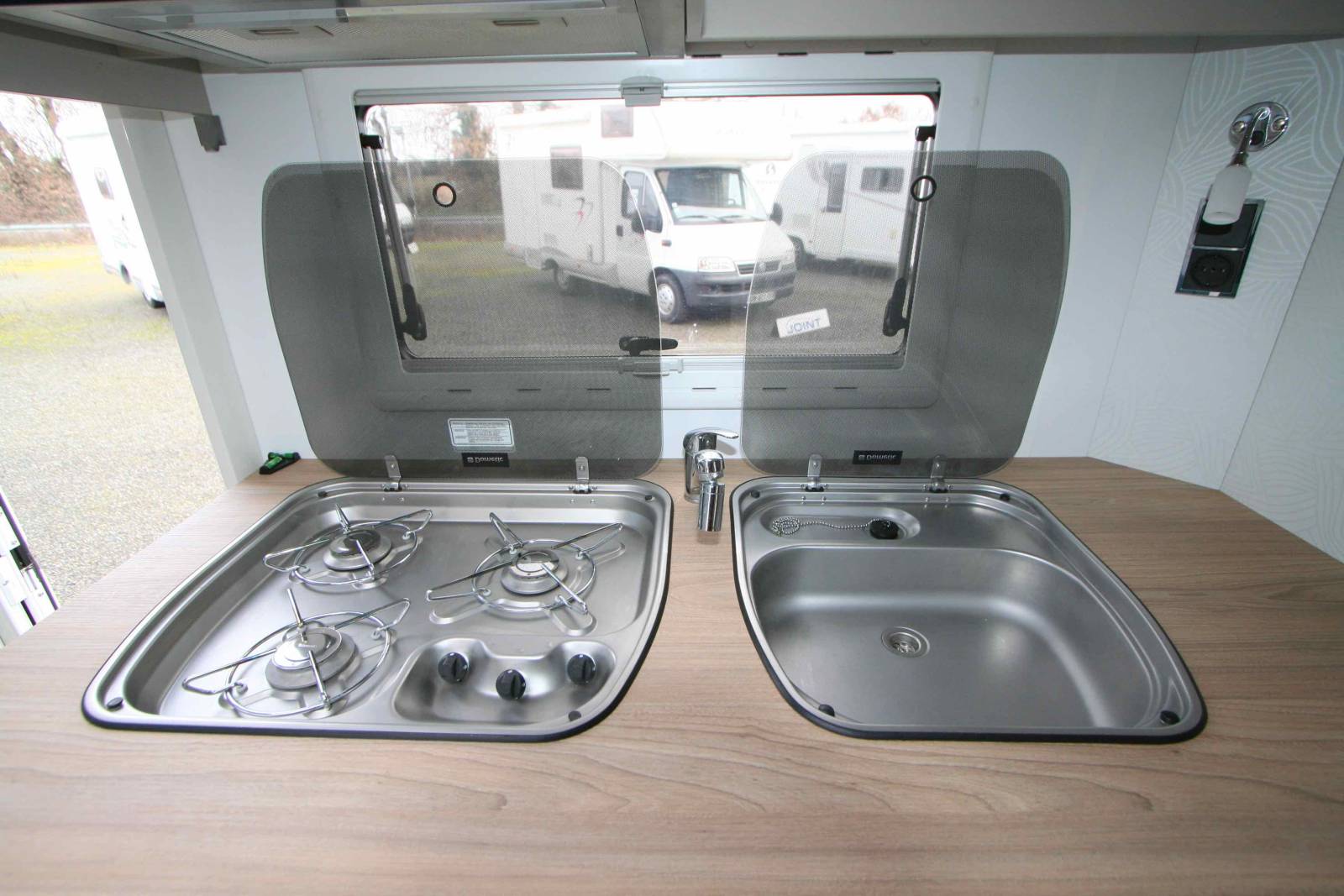 Caravane Occasion, lit central, 4 places, La Mancelle Liberty Plaisance 490, à Roques proche de Toulouse (31)