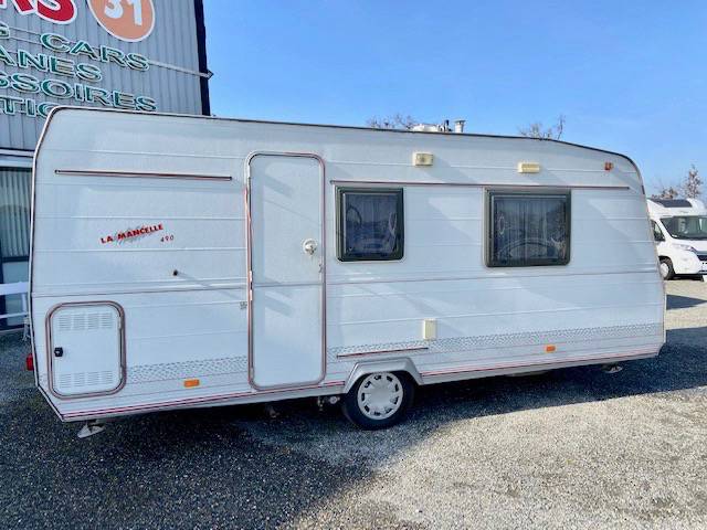 Caravane occasion lit central La Mancelle 490 CB à Roques proche de Toulouse (31)