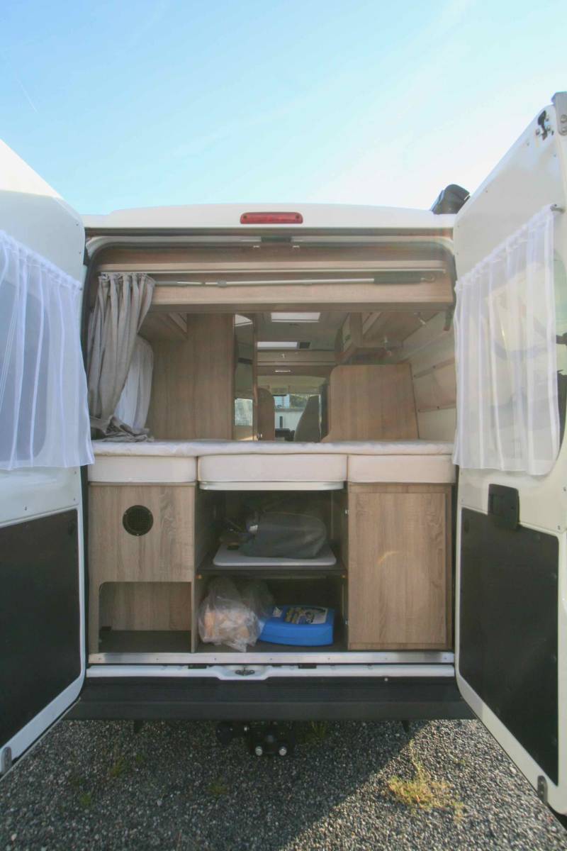 Vend Fourgon occasion, moins de 6 m, 4 places, 3 couchages, Font Vendôme Leader Camp,  à Roques proche de Toulouse (31)