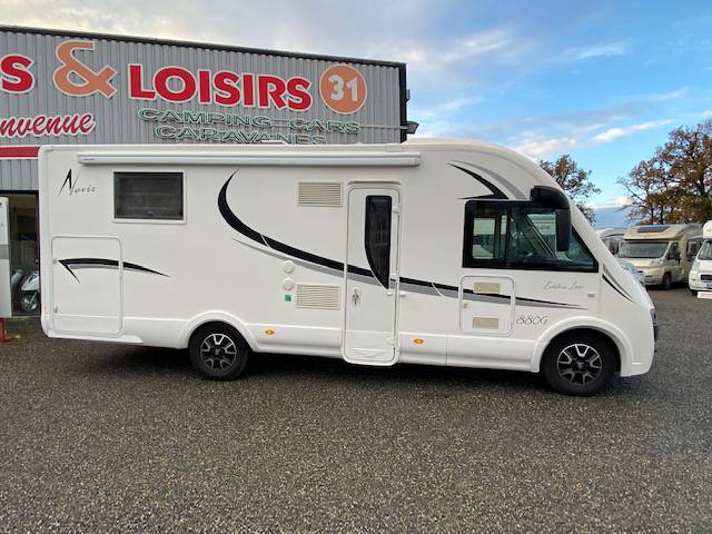 Achat Camping-car intégral occasion, lit de milieu, Mc Louis Nevis 880 G édition luxe, à Roques proche de Toulouse, Midi-Pyrénées