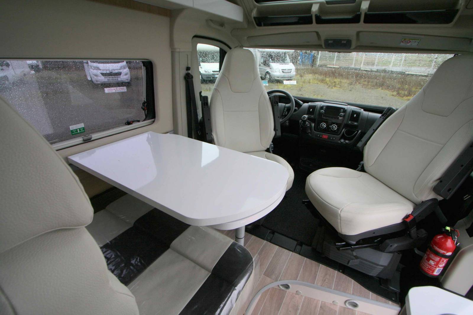 Fourgon occasion, moins de 6 m, peu de kilomètres, Mc Louis Memphys 3 S-Line privilège limited édition, à Roques proche de Toulouse (31)