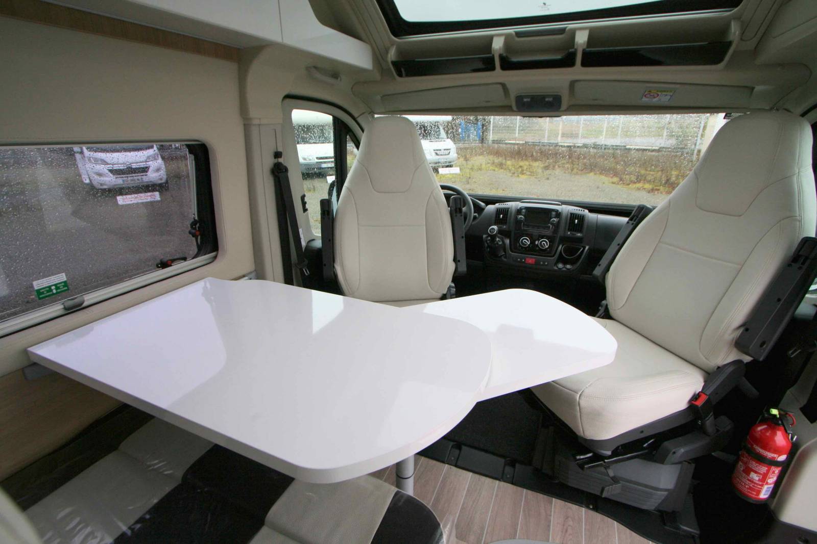 Vend Fourgon occasion, moins de 6 m, peu de kilomètres, Mc Louis Memphys 3 S-Line privilège limited édition, à Roques proche de Toulouse (31)