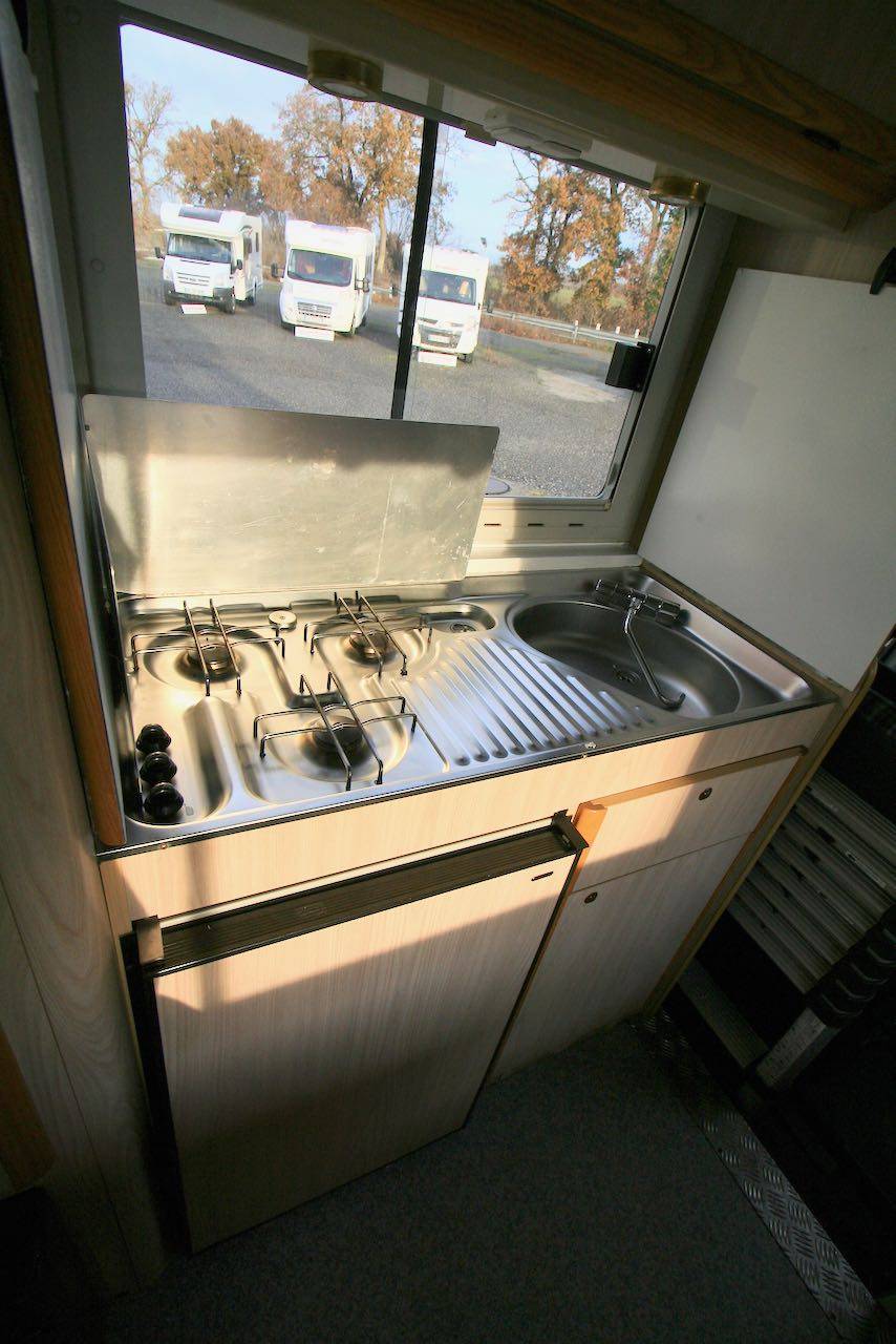 Achat Camping-car capucine occasion, 6 places, moins de 6 m, Mobilvetta design Driver 57, à Roques proche Toulouse (31)