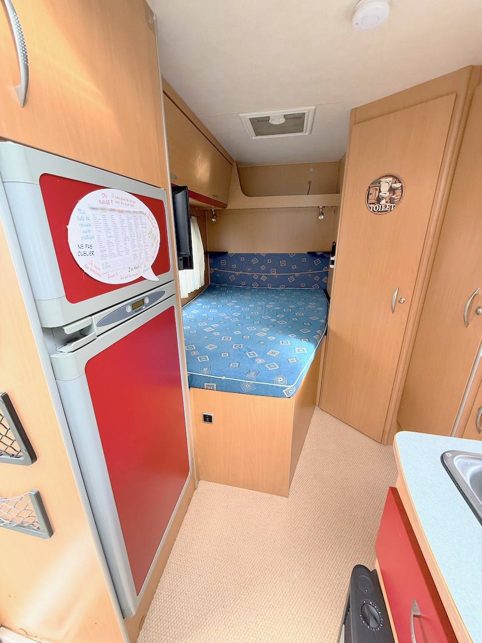 Camping-car Profilé occasion, 4 places, 4 couchages, moins de 7 m,  Lit à la française, Mooveo P 660 , à Roques proche de Toulouse (31)