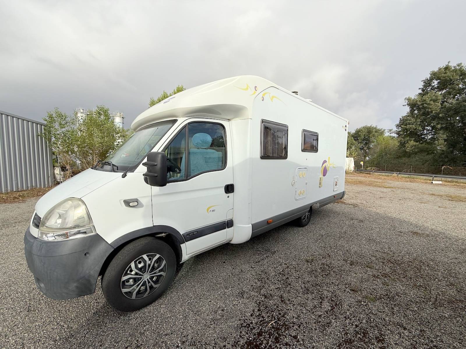 Achat Camping-car Profilé occasion, 4 places, 4 couchages, moins de 7 m,  Lit à la française, Mooveo P 660 , à Roques proche de Toulouse (31)
