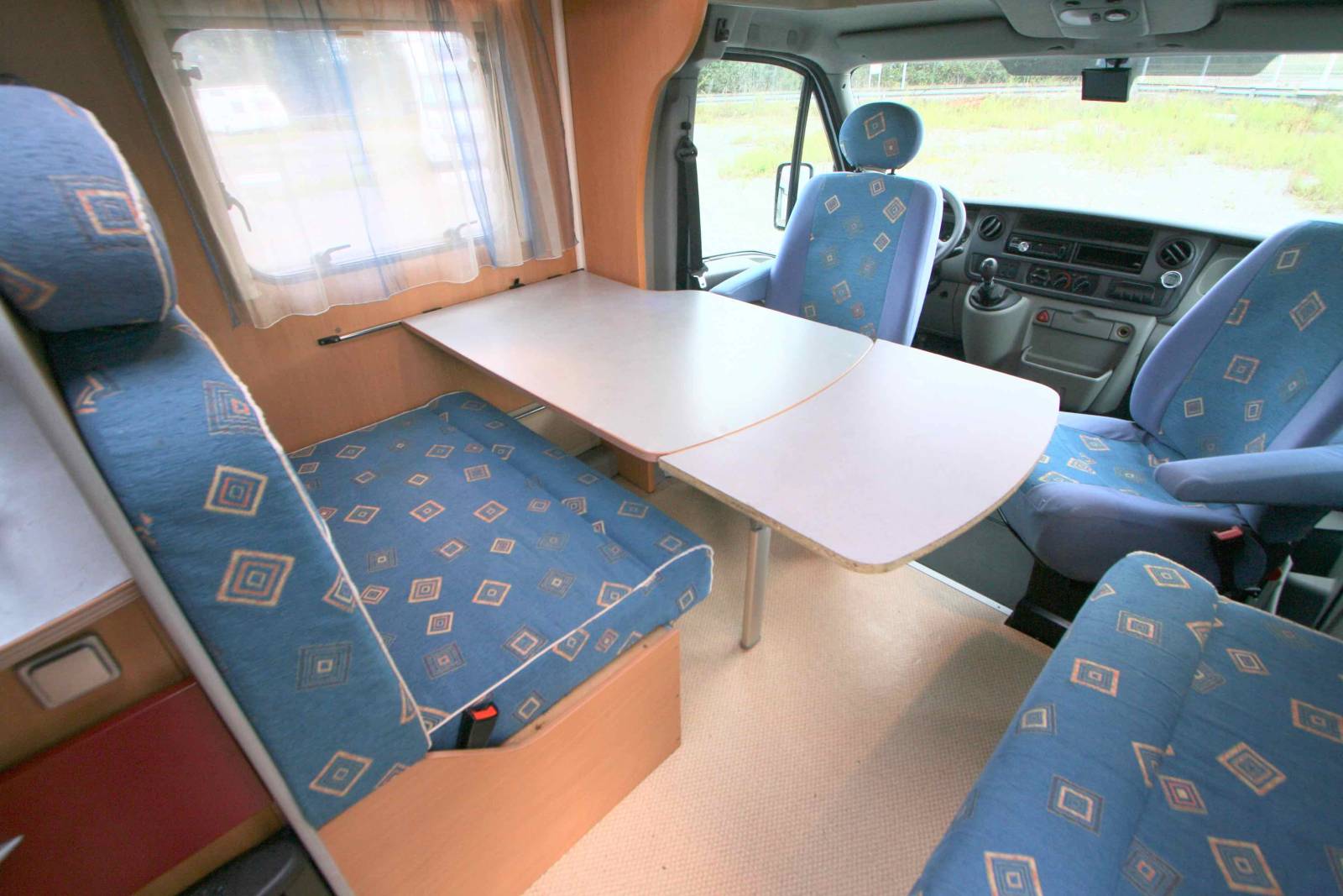 Achat Camping-car profilé occasion, moins de 7 m, lit à la française, 4 places, Mooveo P 660, à Roques proche de Toulouse (31)