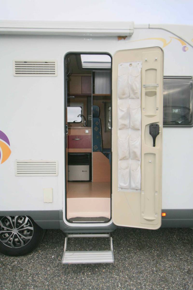 Achat Camping-car profilé occasion, moins de 7 m, lit à la française, 4 places, Mooveo P 660, à Roques proche de Toulouse (31)