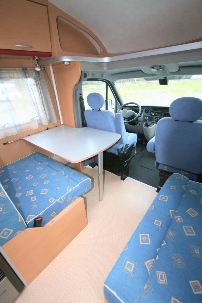 Achat Camping-car profilé occasion, moins de 7 m, lit à la française, 4 places, Mooveo P 660, à Roques proche de Toulouse (31)