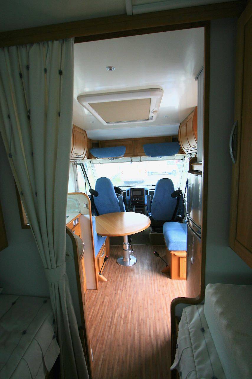 Vend Camping-car intégral occasion, Mercedes, boîte auto, poids lourd, lits jumeaux, NOTIN Oural,  à Roques, près de Toulouse (31)