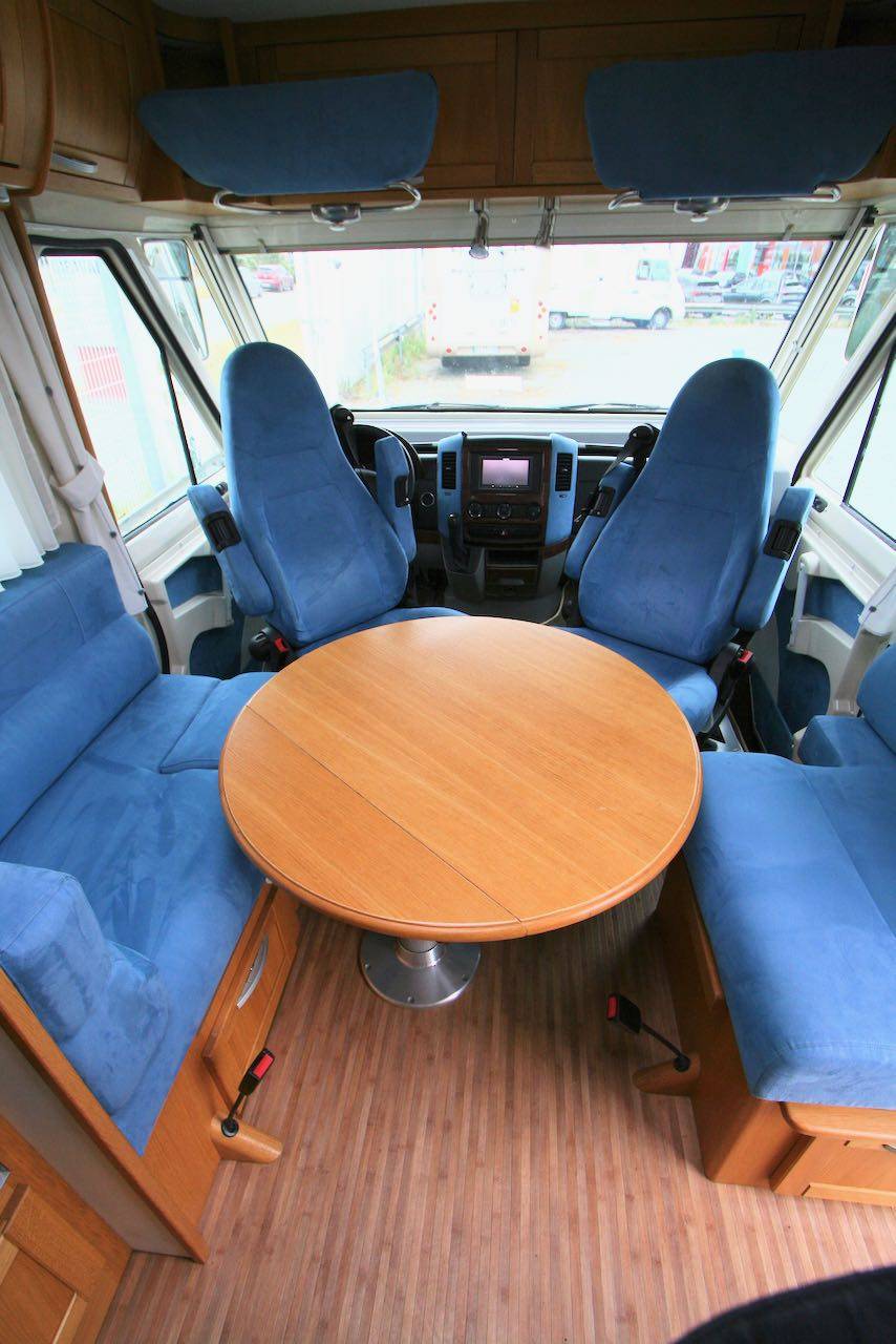 Camping-car intégral occasion, Mercedes, boîte auto, poids lourd, lits jumeaux, NOTIN Oural,  à Roques, près de Toulouse (31)