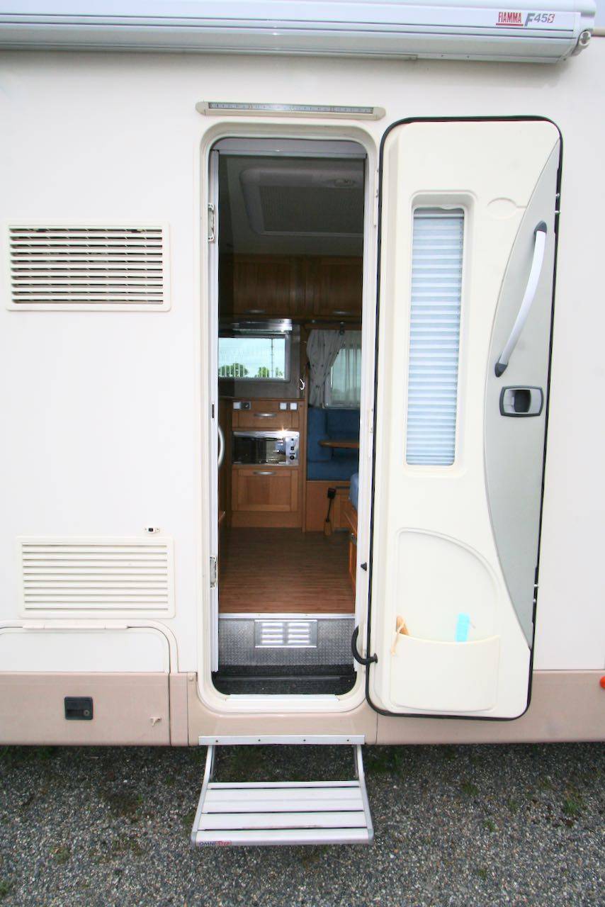 Achat Camping-car intégral occasion, Mercedes, boîte auto, poids lourd, lits jumeaux, NOTIN Oural,  à Roques, près de Toulouse (31)